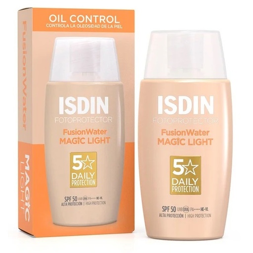 Fotoprotector Fusion Water Oil Control Color Light Fps 50+ Bloqueador Con Color Fluido 50 mL Isdin